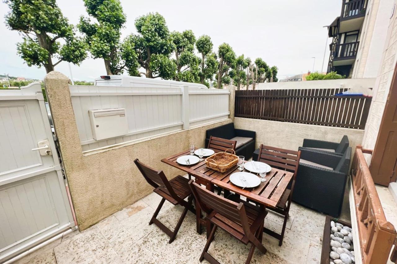 Cosy Town House With Its Beautiful Terrace Holiday home *