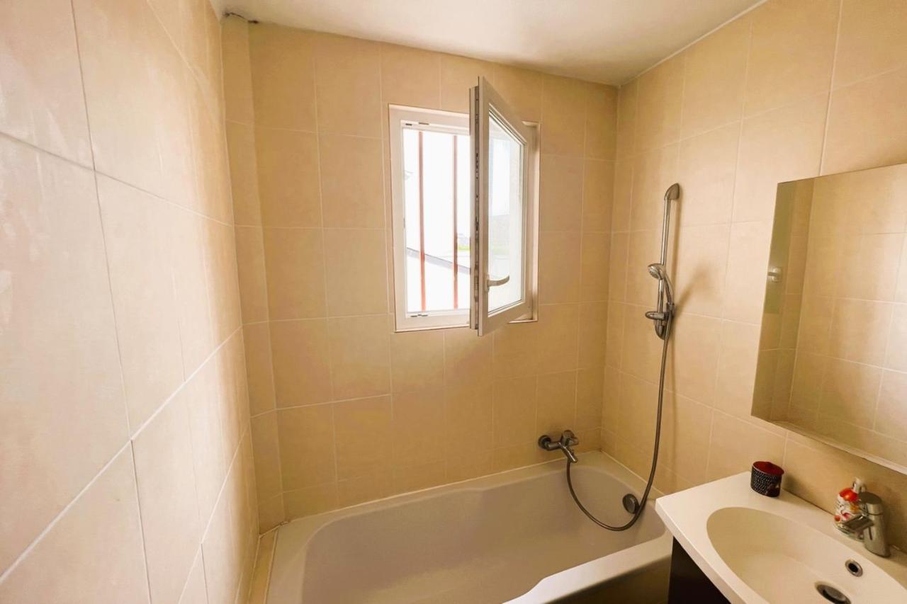Holiday home Cosy Town House With Its Beautiful Terrace *