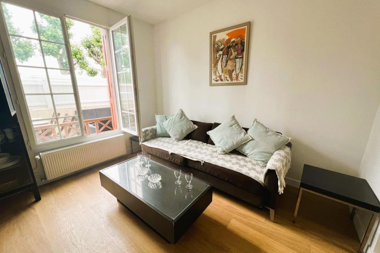 Vakantiehuis Cosy Town House With Its Beautiful Terrace